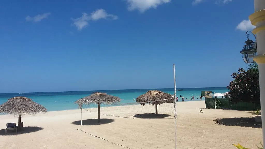 Beachcomber Club Resort Negril