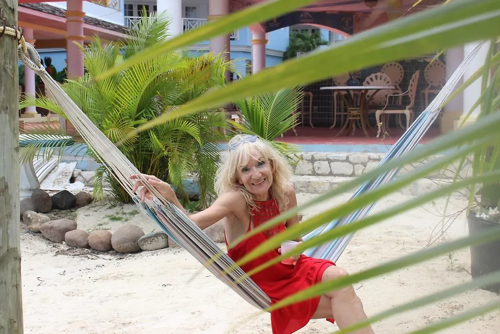 ***  Beachcomber Club Resort Negril Jamaica