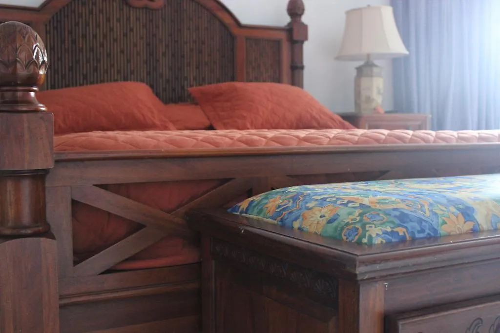 Beachcomber Club Resort Negril