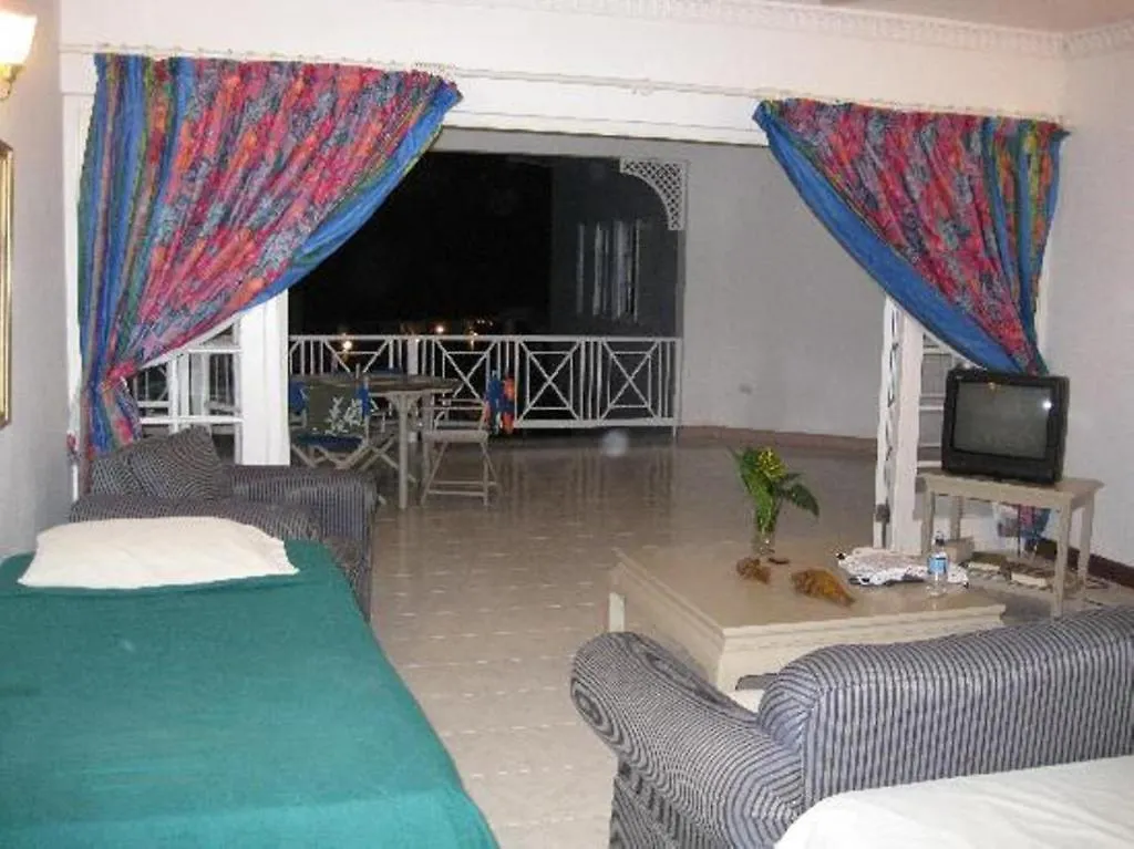 Beachcomber Club Resort Negril