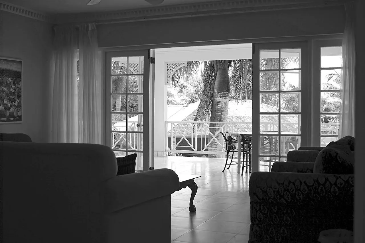Beachcomber Club Resort Negril